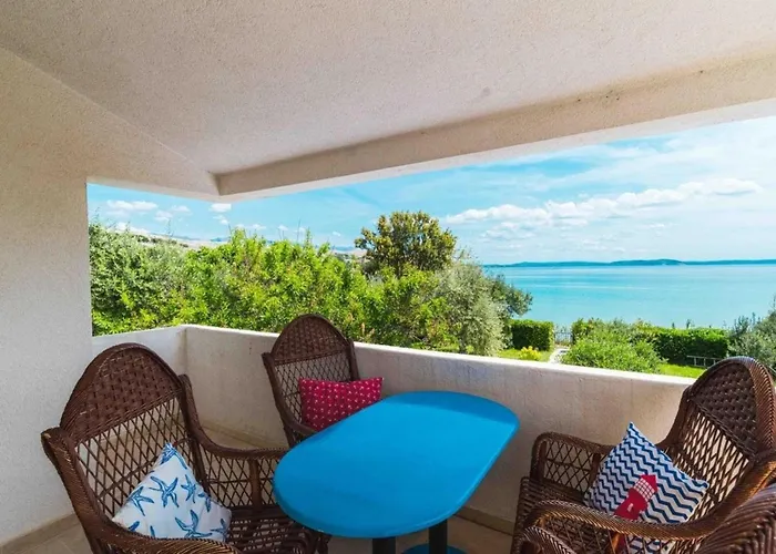 4 Bedroom Lovely In